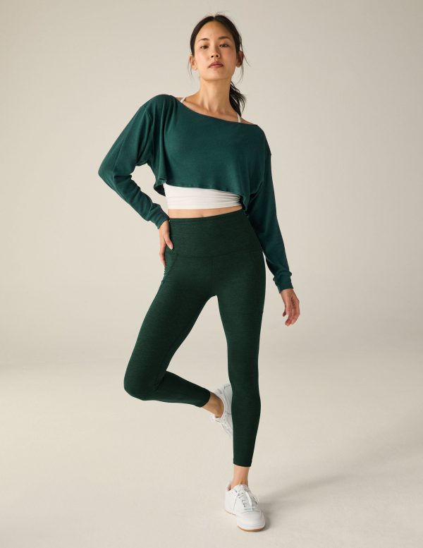 NH7920_dark-spruce-green_4289
